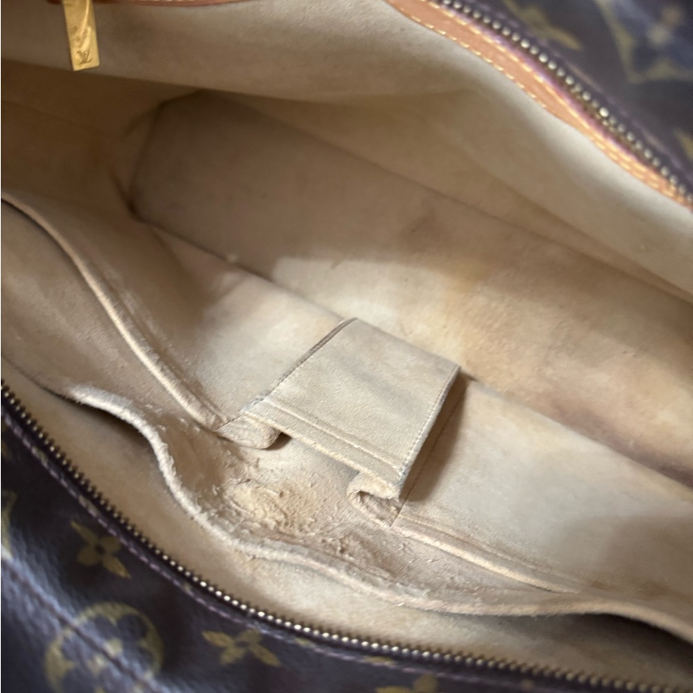 Louis Vuitton Luco Monogram Shoulder Bag with COA - Picture 11 of 13